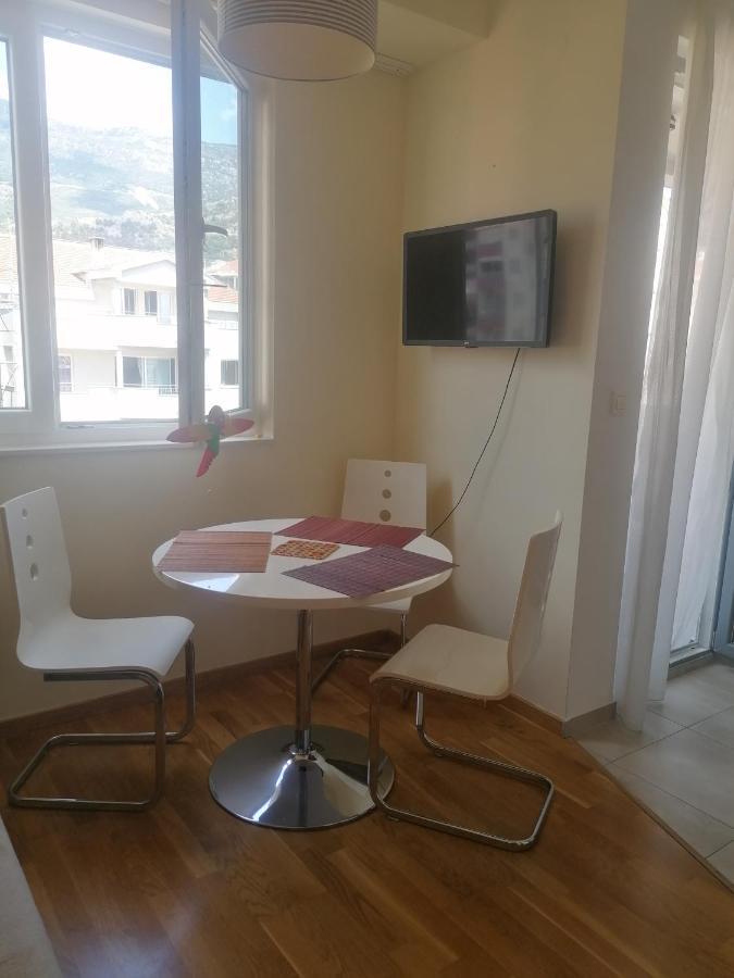 Nataliia Twister Apartment Будва Екстер'єр фото