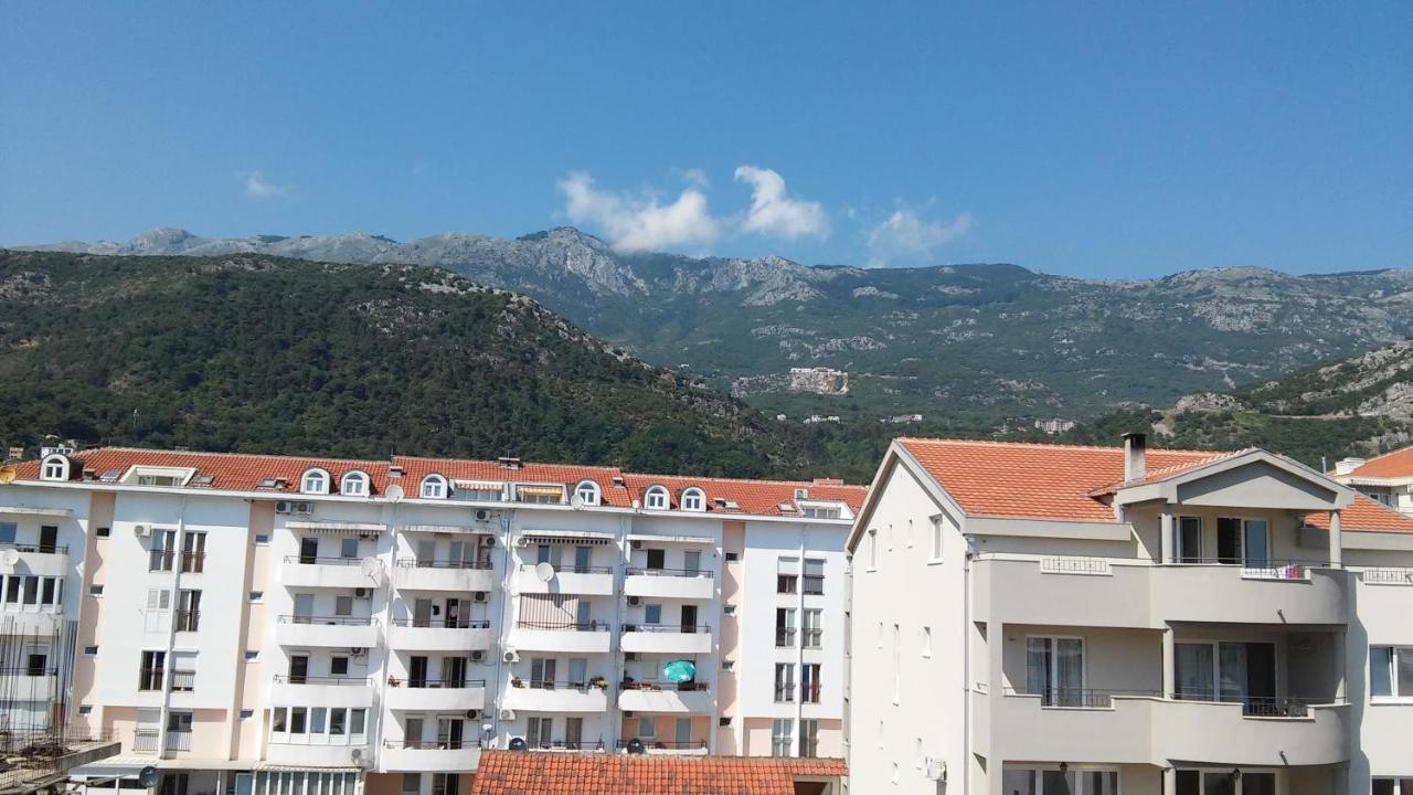 Nataliia Twister Apartment Будва Екстер'єр фото